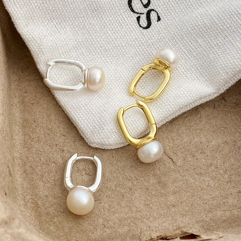 Special-shaped pearl earrings