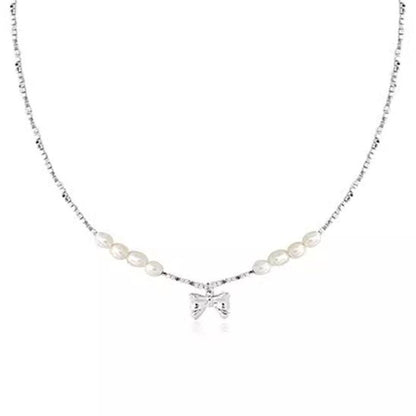 Design Broken Silver Bow Natural Freshwater Pearl Necklace