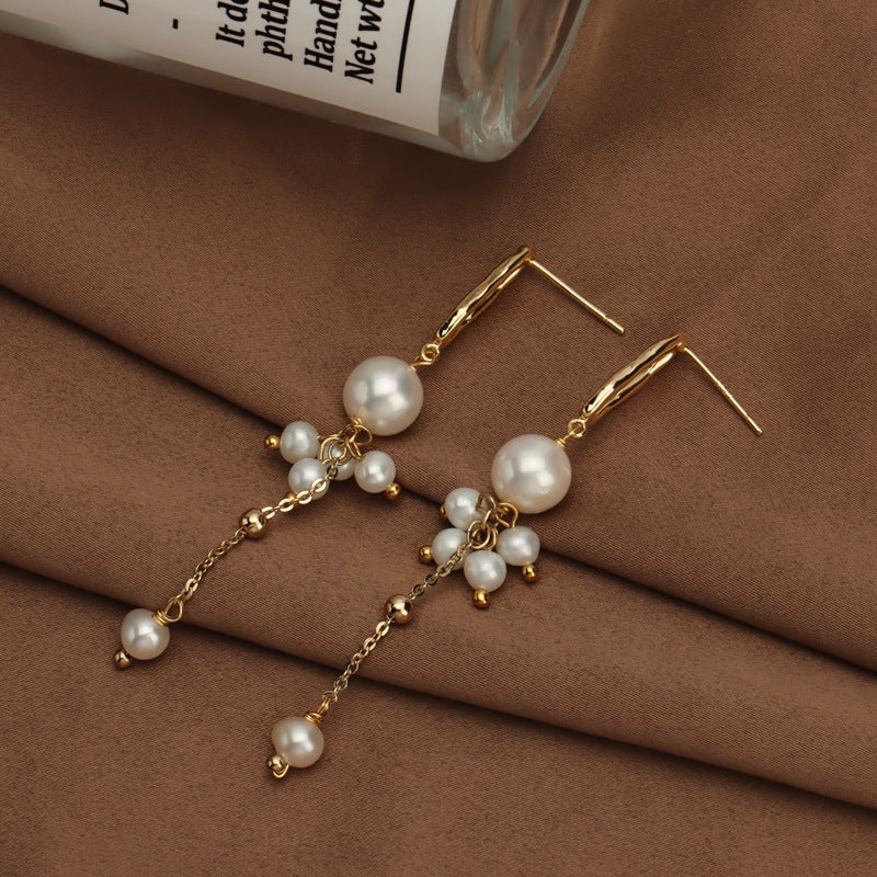 Tassel flower cluster design pearl earrings