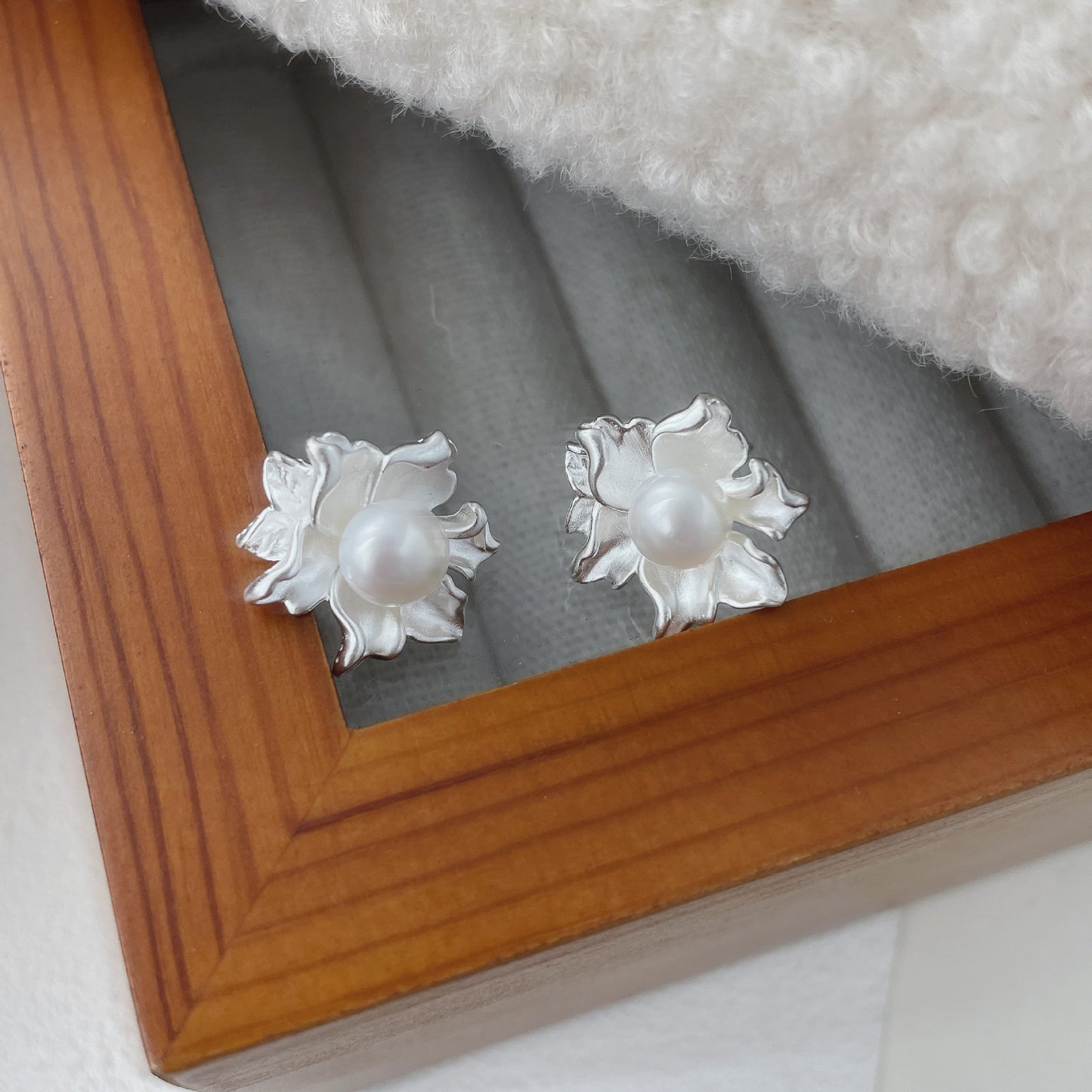 French Jasmine Design Pearl Stud Earrings