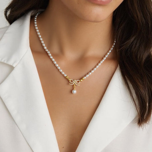 Natural Pearl Necklace Fashion Elegant Clavicle Chain