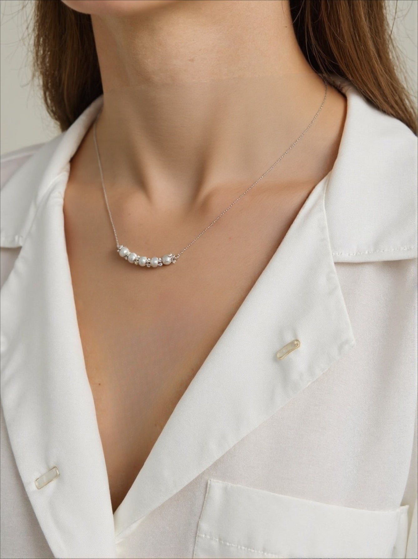 Leaf Tandem Design Pearl Necklace