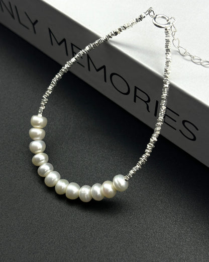 Natural Pearl Design Silver Bracelet