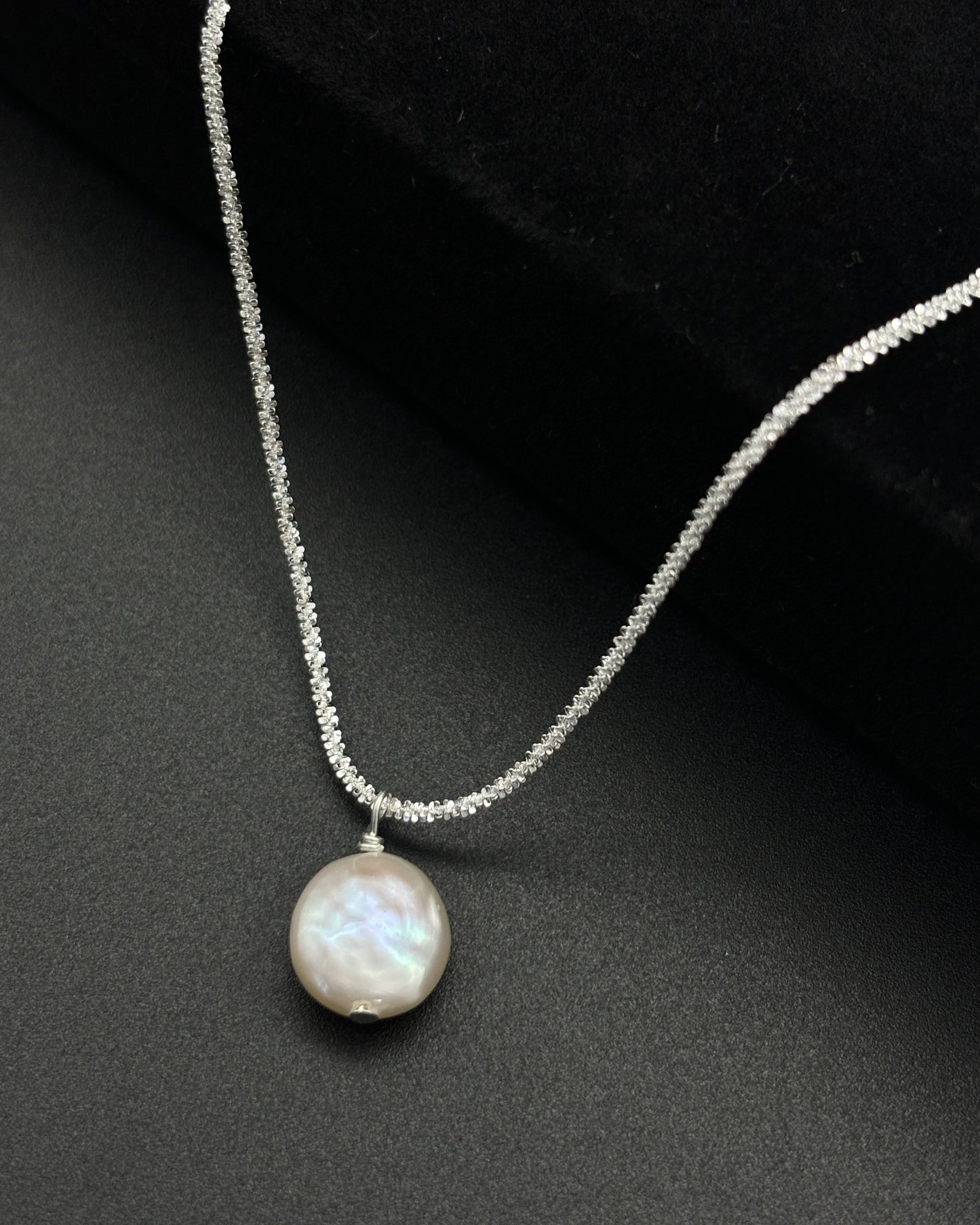 Fashion Trend Baroque Pearl Necklace Collarbone Chain