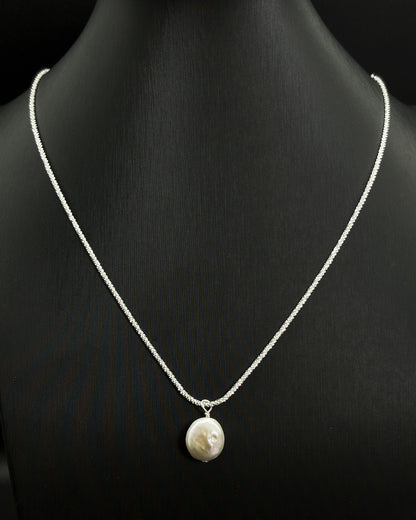 Fashion Trend Baroque Pearl Necklace Collarbone Chain
