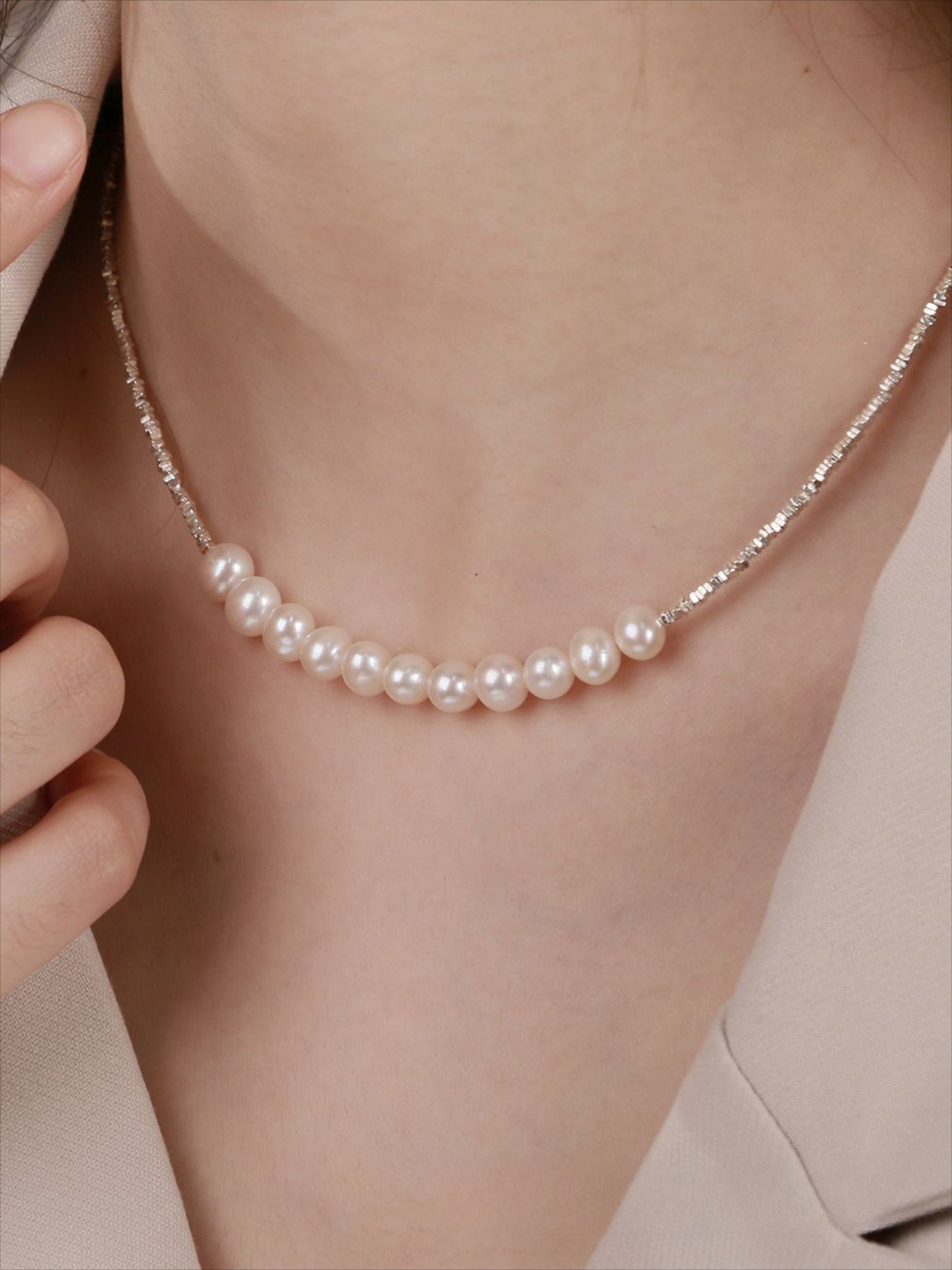 Broken Silver Pearl Necklace Smile Collarbone Chain