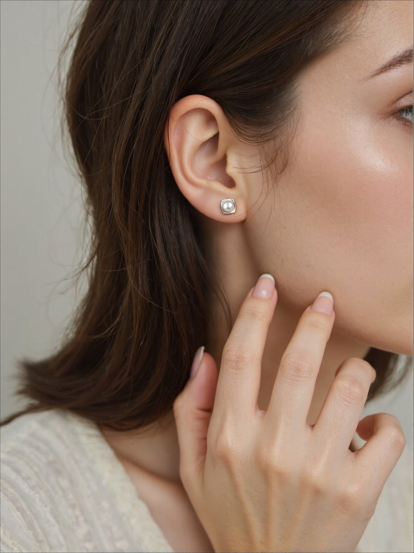 French square freshwater pearl stud earrings