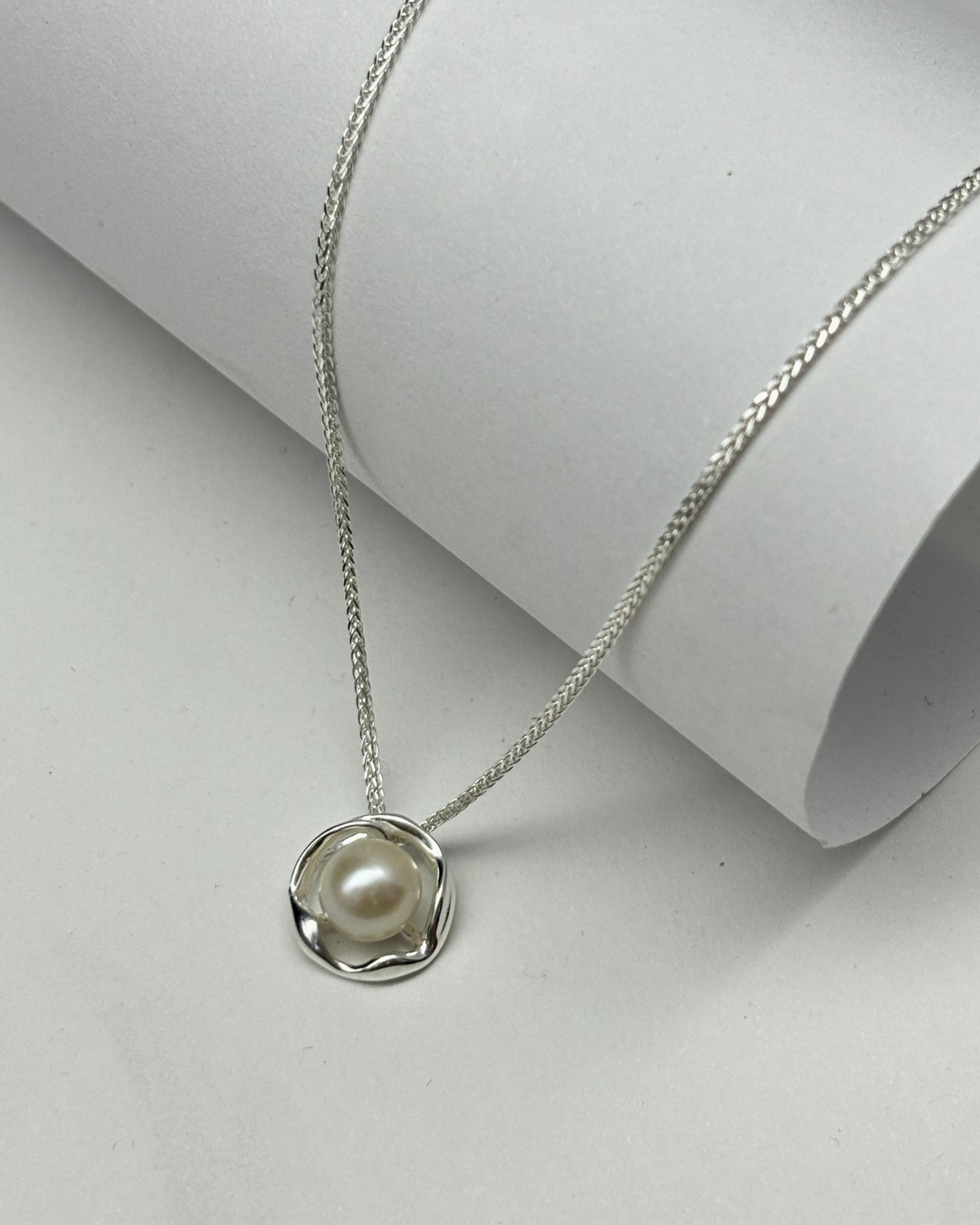Möbius Ring Pearl Pendant