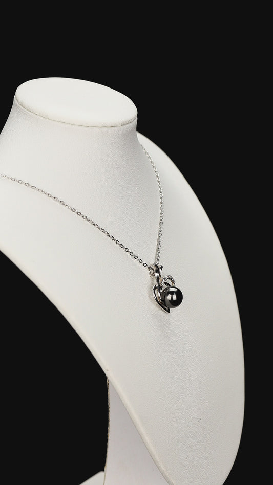 LOPHELIA  Heart Shaped Tahitian Black Pearl Pendant, Real Pearl Necklace with Rose Gift Box, Dainty Jewelry Gift for Mom, Women and Wife
